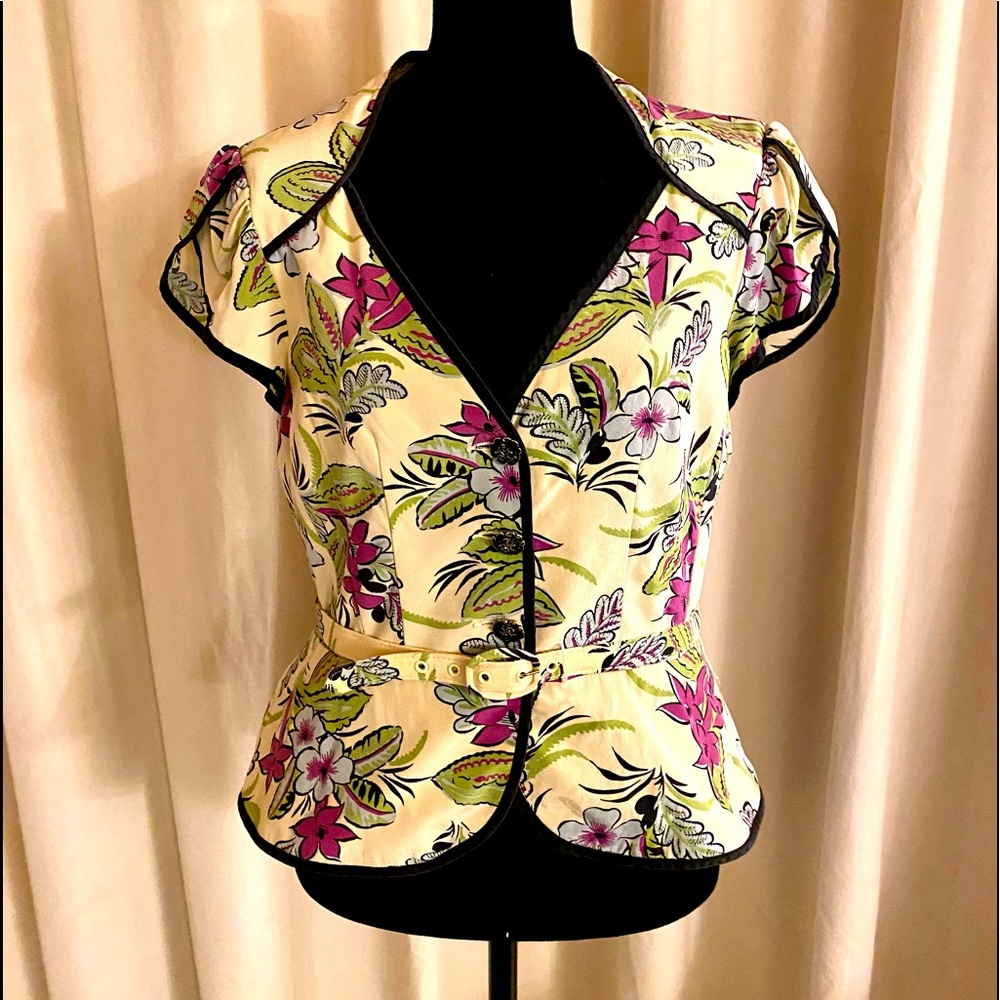 Nanette Lepore Sweetheart Retro Neckline Belted 8